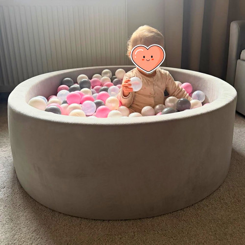 Ball pit