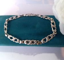 A  lovely vintage 830 S silver bracelet with Swedish hallmarks