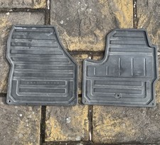 Genuine Freelander 2 Rubber Floor Mats for a LHD 2007-2014