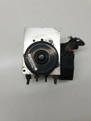 Volvo xc90 abs pump 30714956 - volvo, i