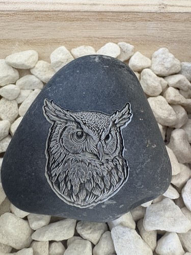 Engraved owl head pebble - engraved,