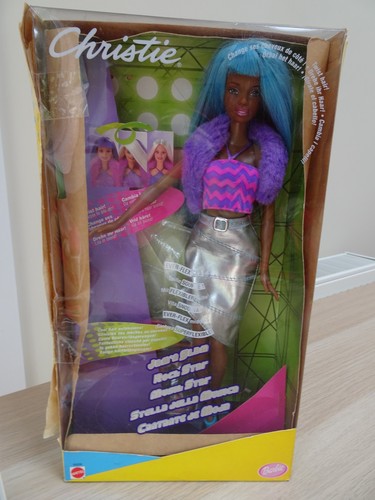 Vintage 1999 christie doll - vintage,