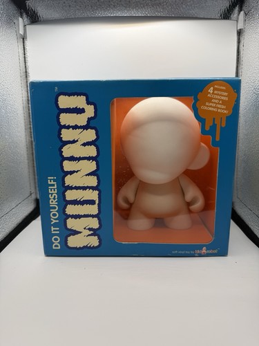 Kidrobot munny diy vinyl - kidrobot,