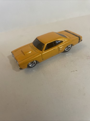 Hot wheels dodge - hot, 69