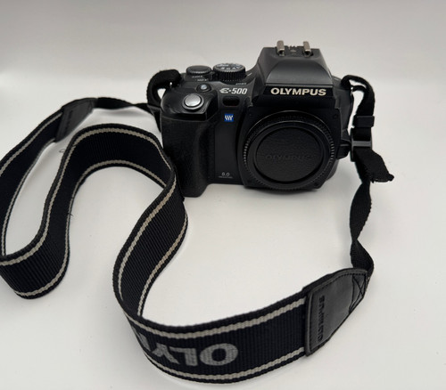 Olympus 500 dslr 8mp black - dslr,