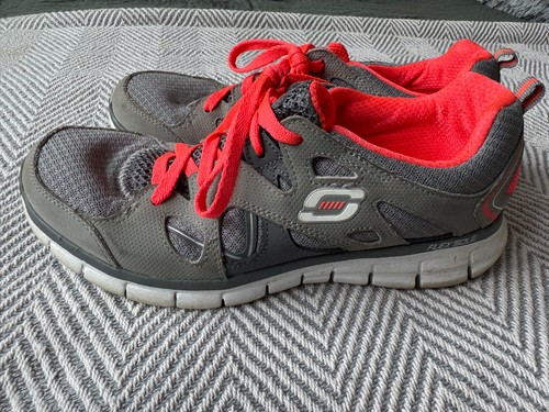 Sketchers flex sole grey and