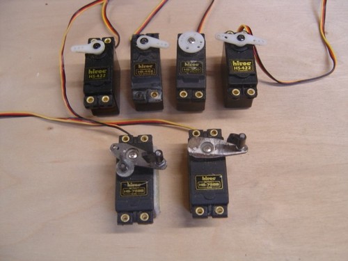 Hitec servos total - , off
