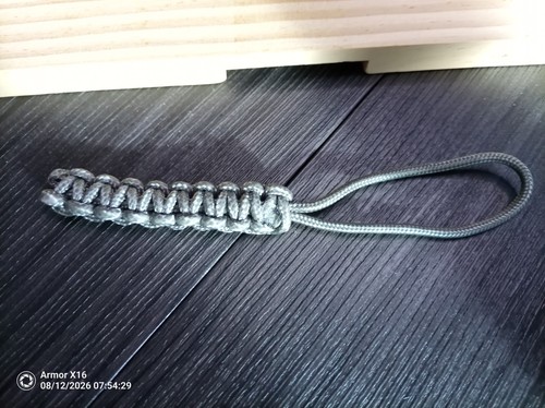 425 paracord lanyard dark gray - paracord,