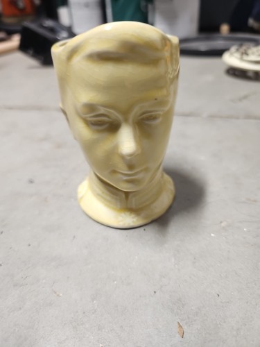 Very rare item king - item,
