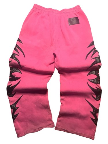 Named collective flame pink - flame,