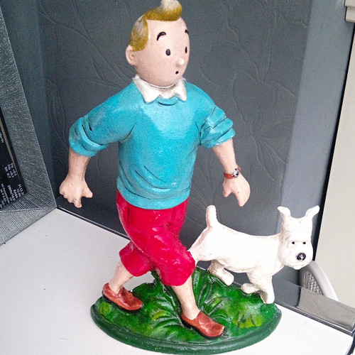 Tintin snowy hand - &, painted