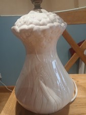 Belleek Lamp, Erin Pattern