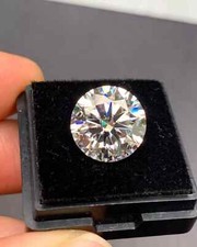10 Carat Lab-Grown Simulant CZ