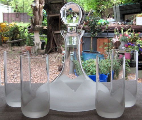 Clear frosted glass 2 - &, pint