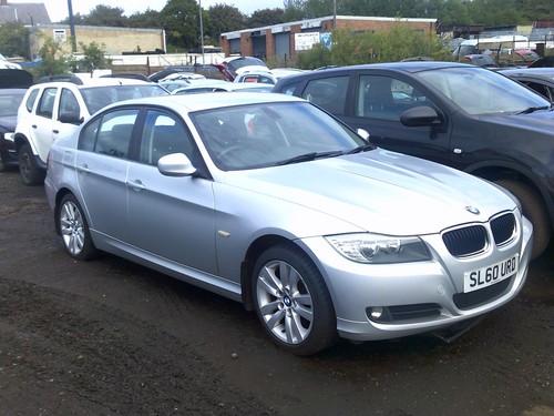 Bmw 318 2010 - 2010, front