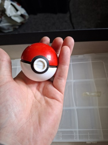 Pokémon poké ball style - poké,