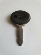 CASE/IH TRACTOR IGNITION KEY