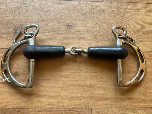 Rubber jointed slotted - , cheek