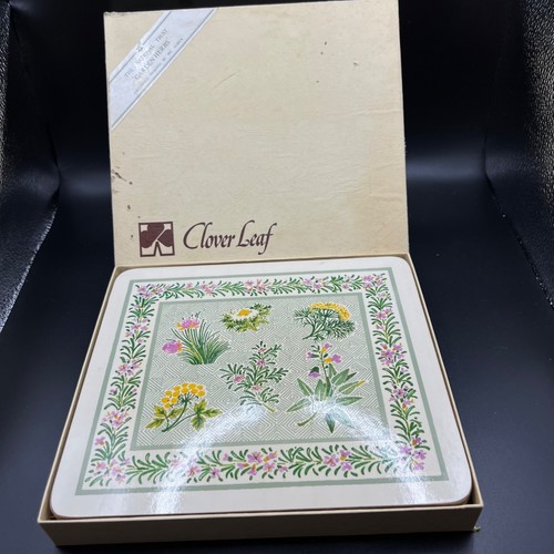 Clover leaf table mats - leaf,