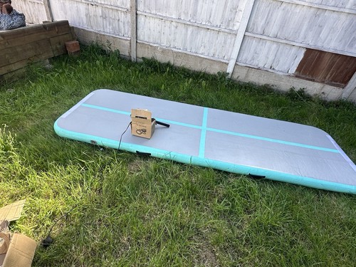 Inflatable air track - inflatable,