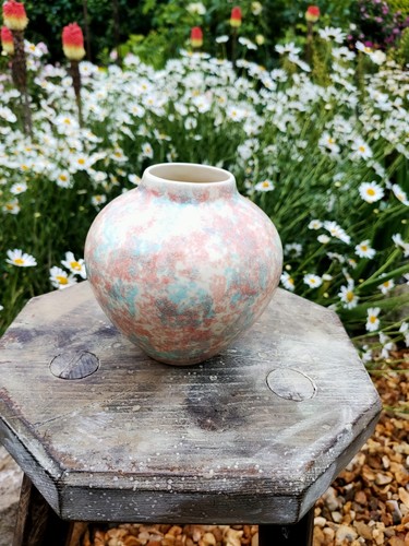 Isle wight studio pottery - of,