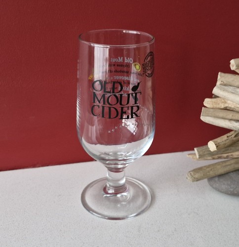 Old mout cider pint glass - mout,