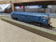 Graham Farish N Gauge 371-401 Class 52 D1030 Western Musketeer BR Blue