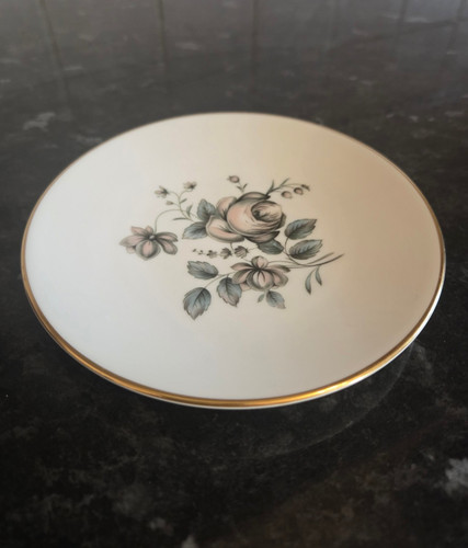 Rare royal doulton - royal, rose
