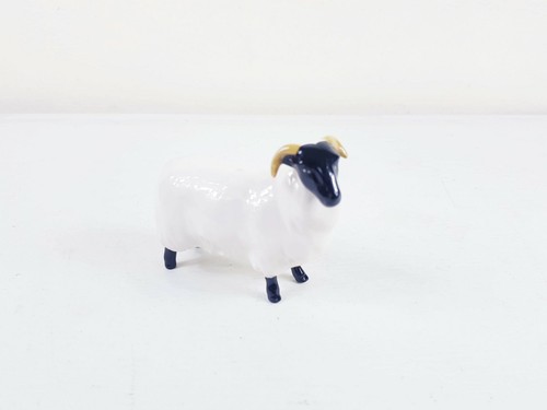 Beswick sheep model 1765 - 1765, black