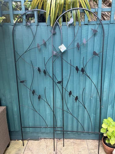 Perching birds trellis - perching,