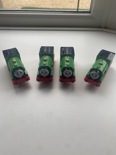 Tomy thomas the tank engine - 4x,