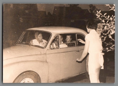 Photo vintage passenger car - photo,