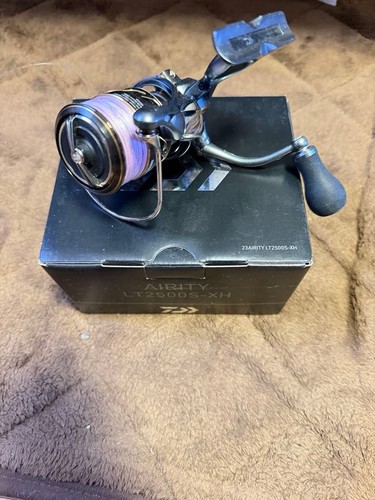 Daiwa airity lt2500s xh - daiwa,