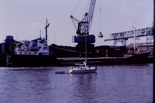 1983 shipping ship - shipping,