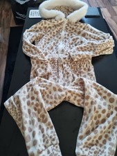 Girls Fluffy pjs Age 7 Years