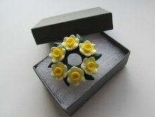 Handmade Pale Yellow Spring Daffodil Flower Wreath Brooch Lapel Pin