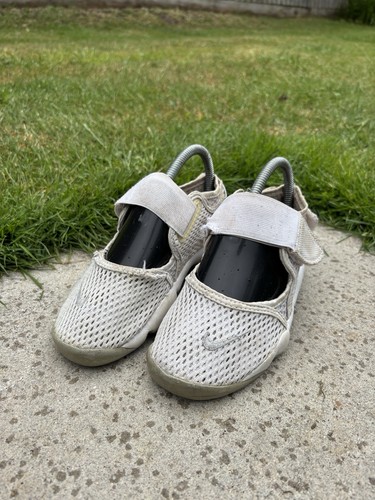 White nike air rifts - white,
