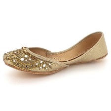 Women Embroidered Punjabi