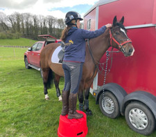 PORTABLE ROUND 1-STEP MOUNTING