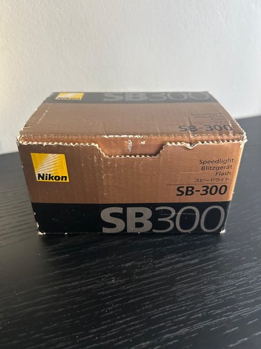 Nikon speedlight 300 - speedlight, sb-300