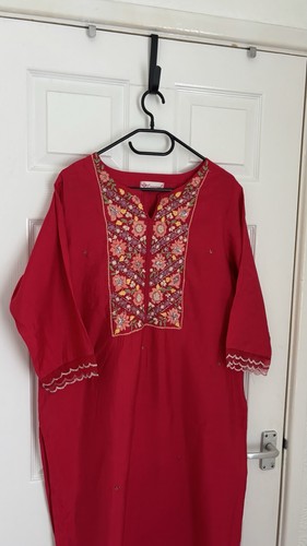 Encourage women red - women’s,