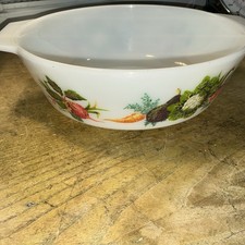 jaj vintage pyrex casserole