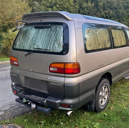 Mitsubishi delica l400 - delica,
