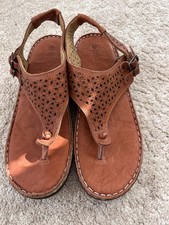 Pavers Leather Toe Post