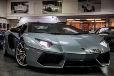 Lamborghini aventador roadster - LOW MILES - STUNNING - WITH WARRANTY