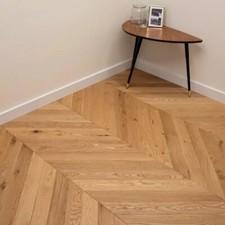 Nevada 14/3mm Chevron Natural Oak Herringbone Engineered Wood Flooring £47.99SQM
