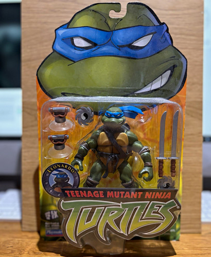 Playmates tmnt leonardo action - playmates,