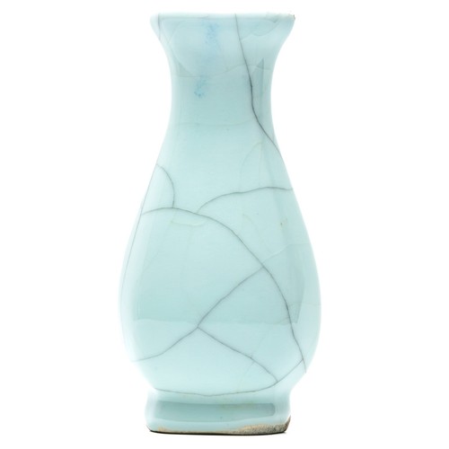 Chinese porcelain vase - porcelain, type