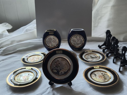 Art chokin plates stands - of,
