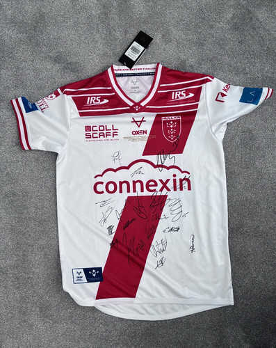 Hull signed rugby - hull, ball